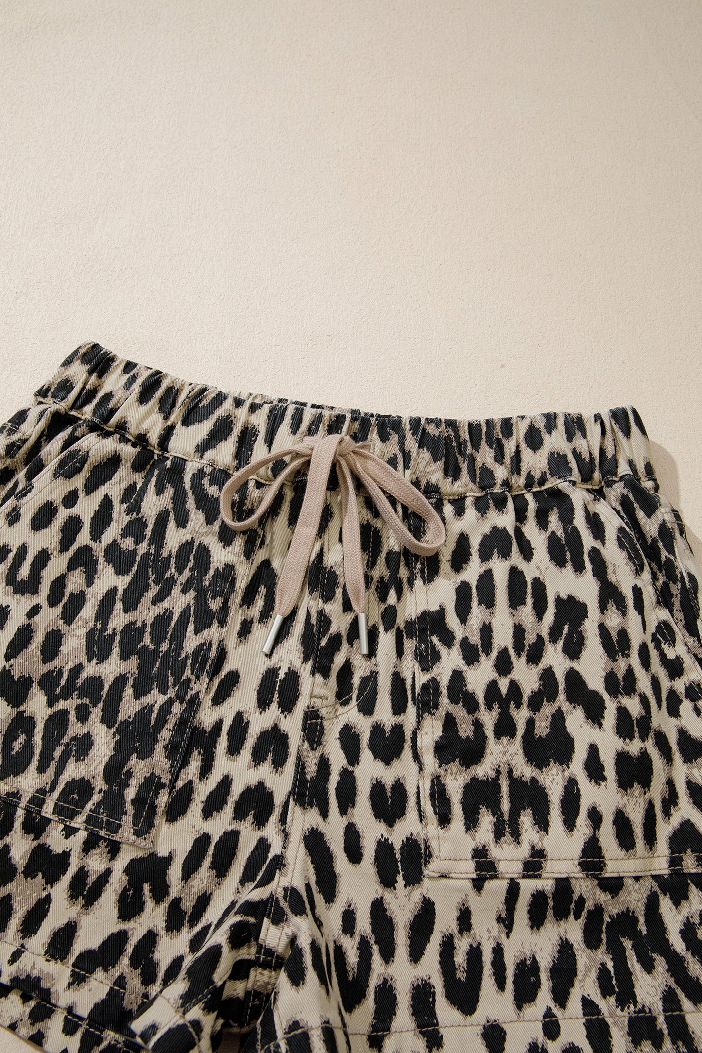 Brown Retro Leopard Print Lace-up Elastic Waistband Mid Rise Denim Shorts